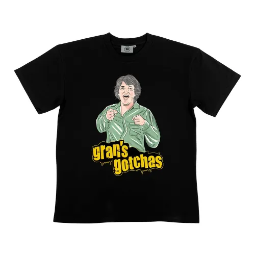 GRAN'S GOTCHAS BLACK TEE